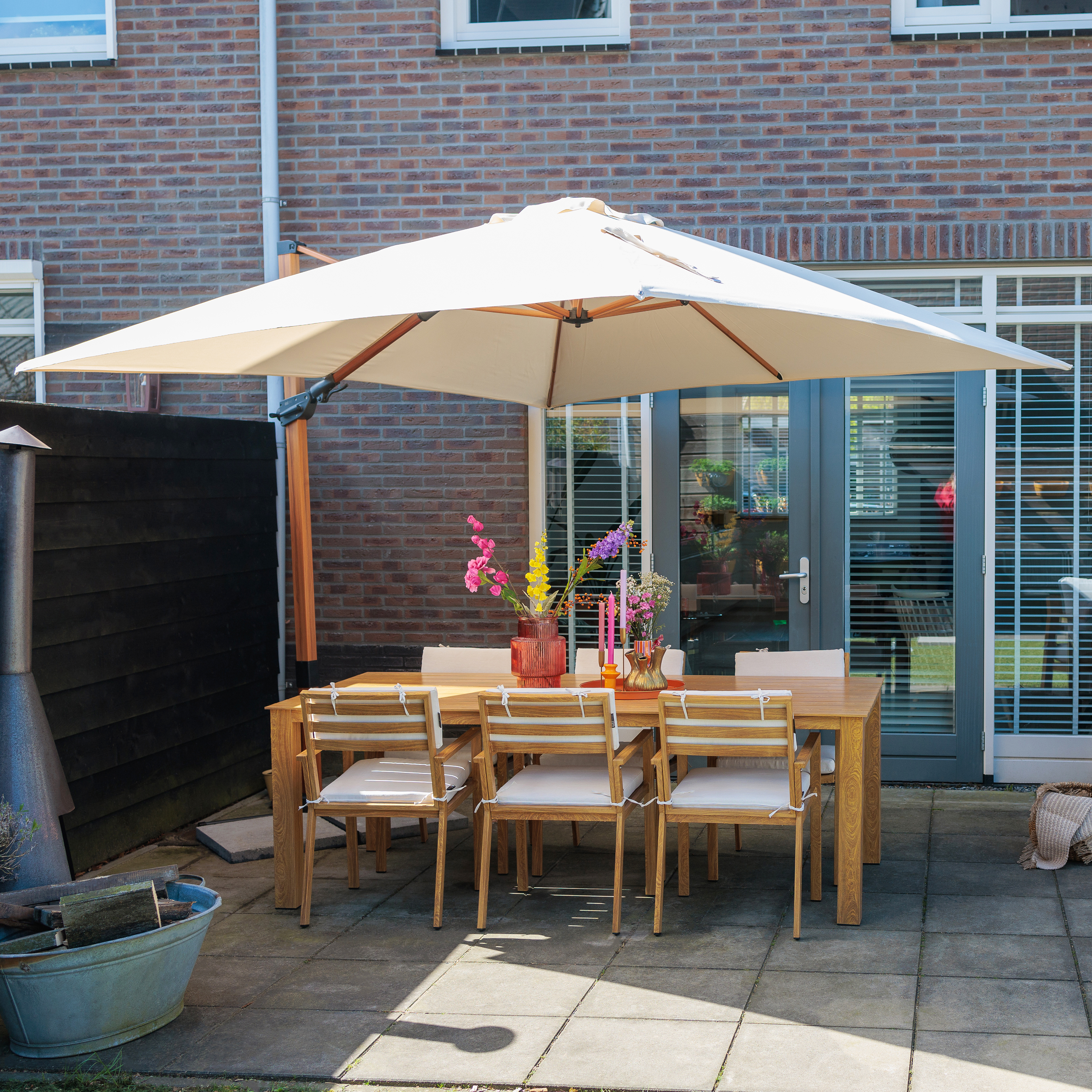 Apollo Premium Zweefparasol 300x300 Houtlook/beige 